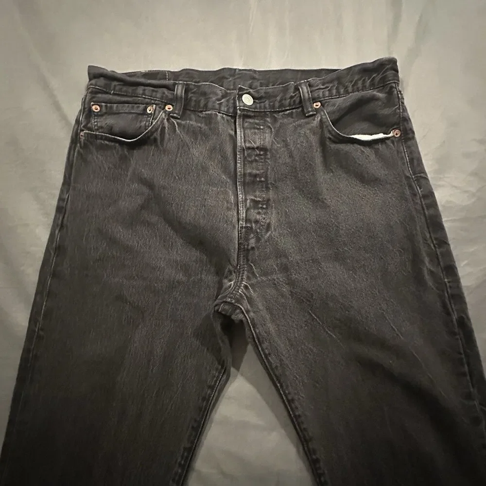 Levis 501 Jeans Men 36x32 Straight Leg Black Denim Leather Patch Button Fly